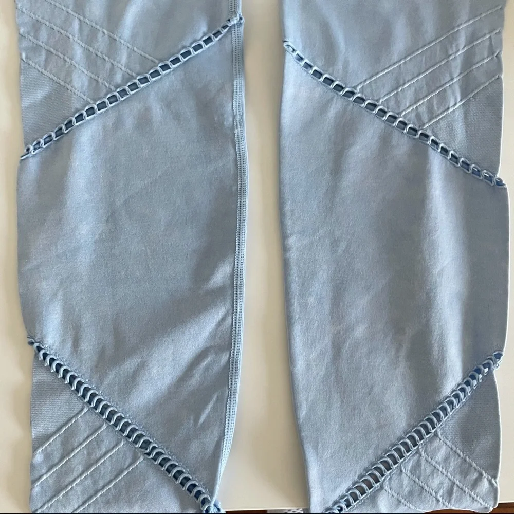 NWT SoulCycle Blue Seamless Moto Leggings - Picture 3 of 6